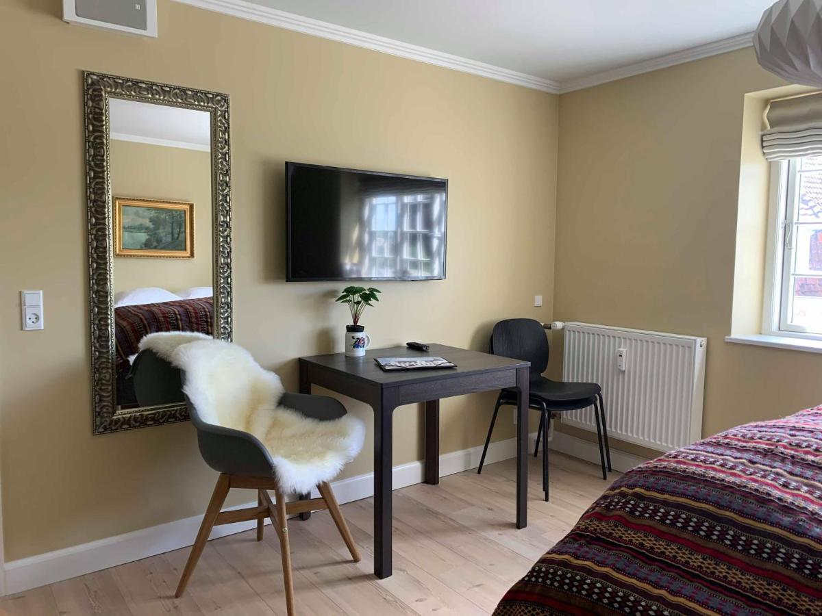 Glamsbjerghus Aparthotel Exteriör bild